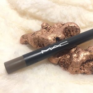 NWOT: MAC - Eye Brows Styler - FLING